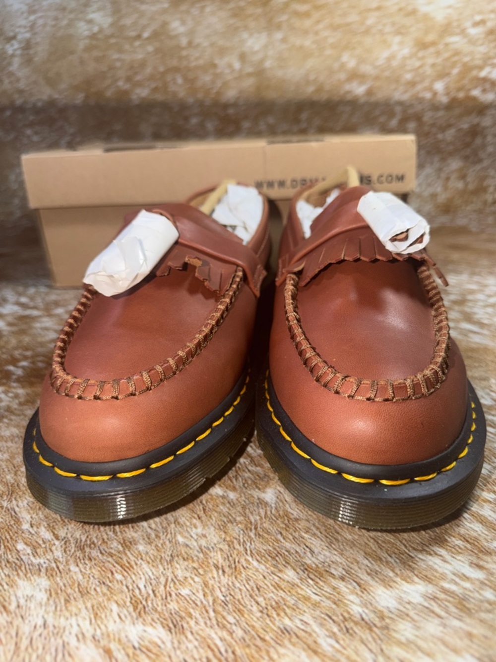 Dr. Martens Adrian YS Brown Leather Loafers- New- size 9 NIB Saddle Tan Color - Picture 3 of 13